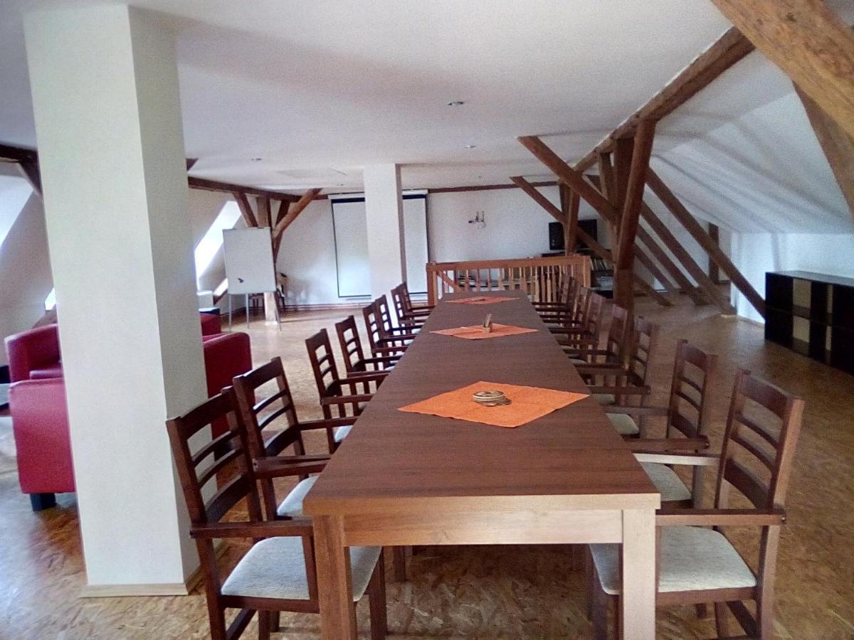 Hostinec U Janatu S Ubytovanim Cestin Exterior photo